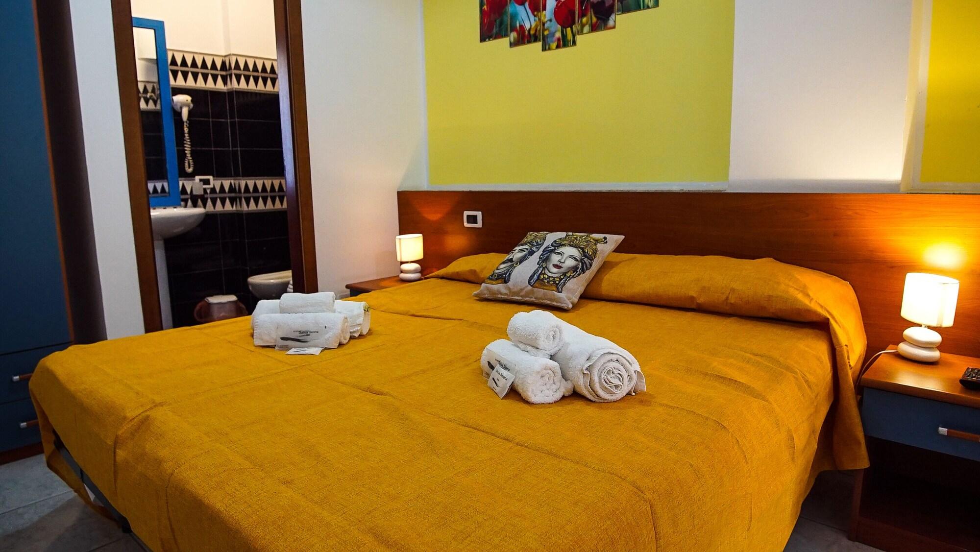 Baia Di Naxos Aparthotel Giardini Naxos Ngoại thất bức ảnh