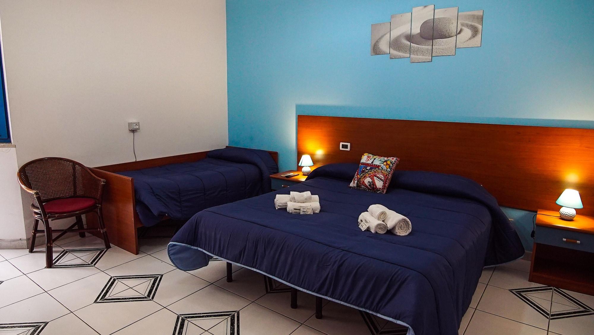 Baia Di Naxos Aparthotel Giardini Naxos Ngoại thất bức ảnh